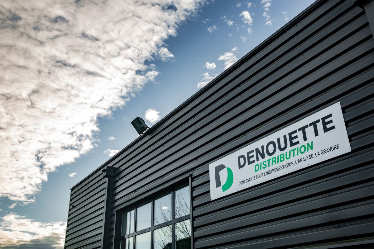 Photographie extérieur des locaux Denouette distribution